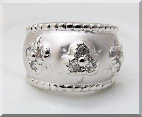 DESIGNER DIAMOND ETERNITY RING!!! - CZ DIAMONDS SET IN 18K WHITE GOLD GP size 6