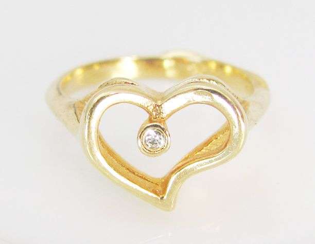 HEART OF GOLD!!! - ELEGANT HEART SHAPED RING SET WITH CZ DIAMOND IN 18K YELLOW GOLD GP