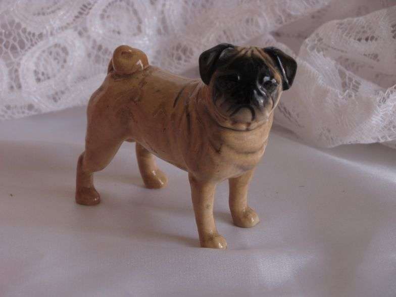 VERY CUTE!! BESWICK PUG
