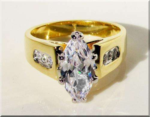 MAGNIFICENT MARQUISE RING!!! - CZ DIAMONDS SET IN 18K YELLOW GOLD GP size 8