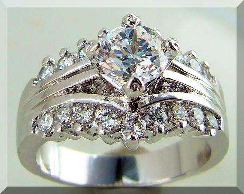 1.55CTW ANTIQUE STYLE BRILLIANT CUT SIMULATED DIAMOND ENGAGEMENT RING SIZE 5
