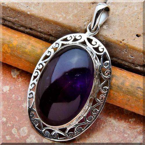 LOVELY CABACHON AMETHYST PENDANT! SOLID STERLING SILVER !!!