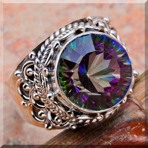MYSTIC TOPAZ SET IN  STUNNING SOLID STERLING SILVER DESIGNER RING size 9