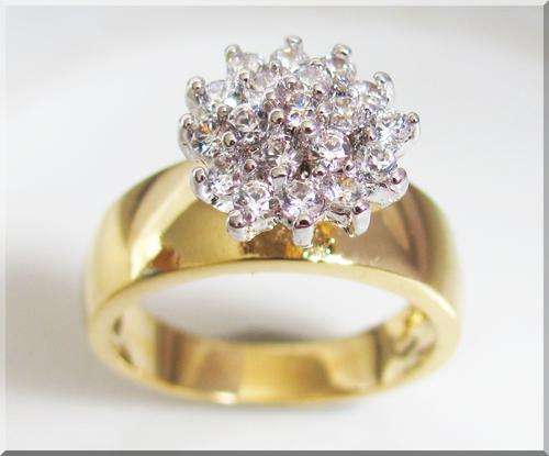 0.38ctw STUNNING DESIGNER CUBIC ZIRCONIA LADIES 18K GOLD PLATED RING size 9