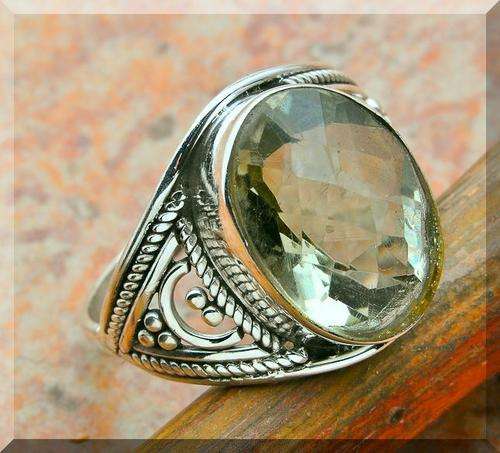 **INTERNATIONAL SHIPPING!**STUNNING GREEN AMETHYST IN ELEGANTLY STYLED .925 STERLING SILVER SIZE 8
