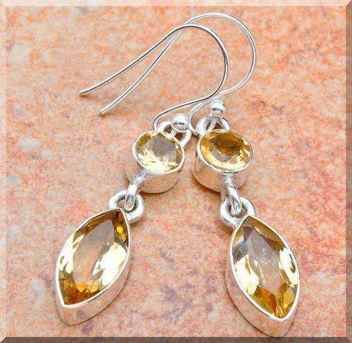 **INTERNATIONAL SHIPPING!**SUPERB FACETED CITRINE EARRINGS!!! SET IN SOLID STERLING SILVER