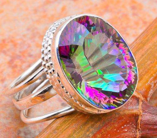 **INTERNATIONAL SHIPPING!**BRILLIANT MYSTIC TOPAZ SET IN SOLID STERLING SILVER RING size 7.75