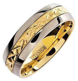 !!FREE SHIPPING!!PLAIN TITANIUM MEN'S RING WITH GOLDEN ACCENT in size 13