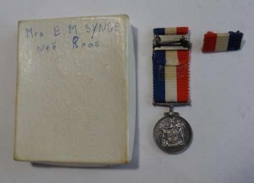 South African Medal for War Service - miniature