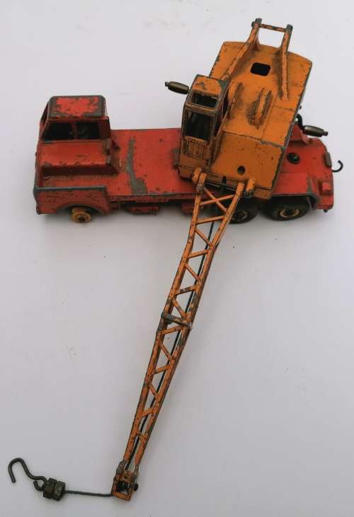 Dinky Crane