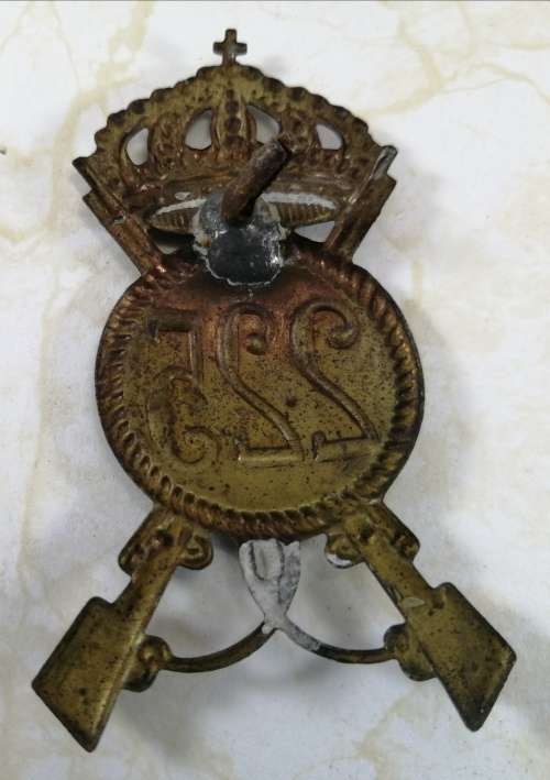 Italian WW2 Era 225th Infantry Cap Badge