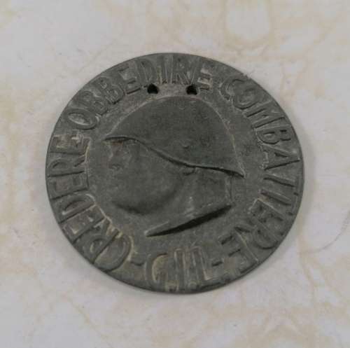 WW2 Italian G.I.L. Badge