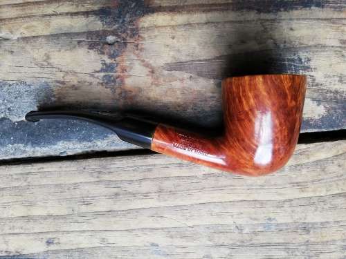 Estate Upshall pipe