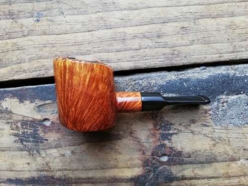Mario Grandi smoking pipe
