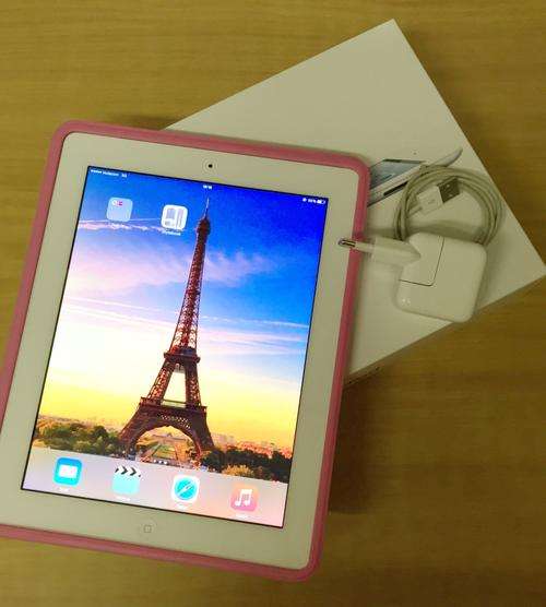 iPad 3 with Retina Display || Wi-Fi + 4G || 32GB || White