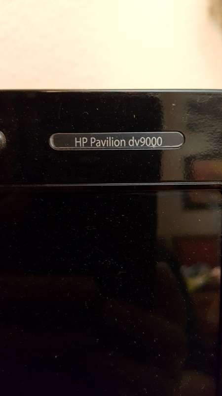 HP Pavilion DV9000 Home Entertainment HD laptop, bag & charger