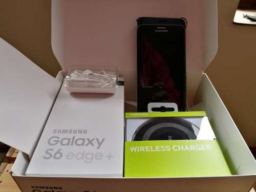 LIKE NEW Samsung Galaxy S6 Edge+ Plus Cellphone & Accessories (BIG SCREEN FOR MEDIA!)
