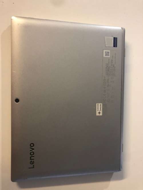 Lenovo MIIX 320 - 2 in 1 Tablet / Laptop   (READ)
