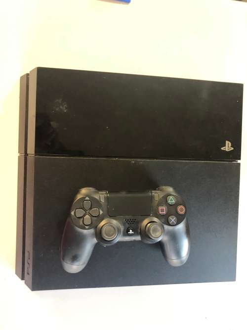 PlayStation 4 Console