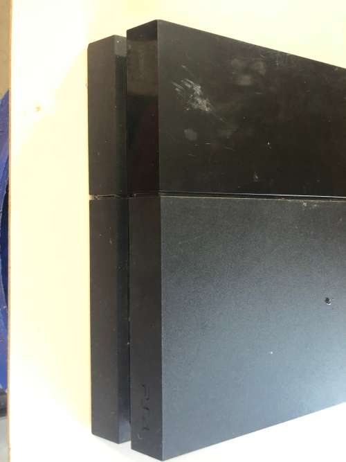 PlayStation 4 Console
