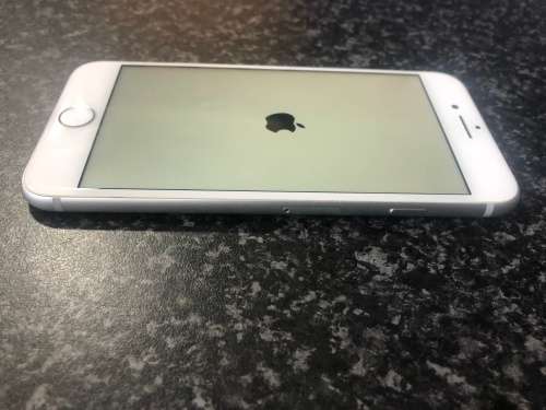 iPhone 8 64GB - Only works on some networks
