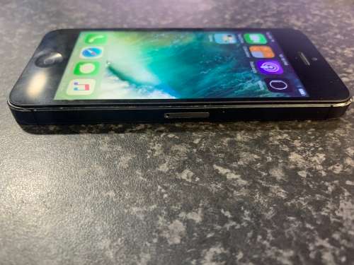 iPhone 5 16GB Space Grey