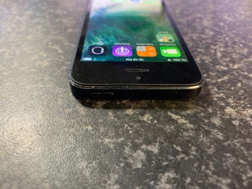iPhone 5 16GB Space Grey