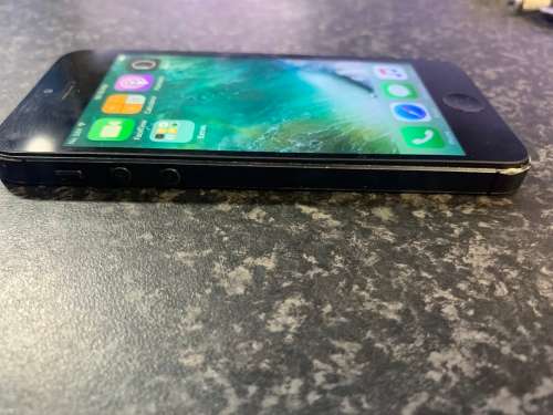 iPhone 5 16GB Space Grey