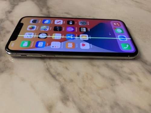 iPhone X 64GB *Read*