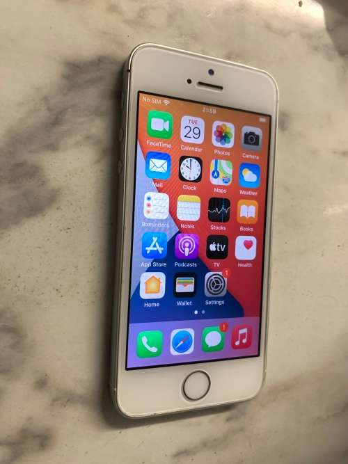 iPhone SE 32GB