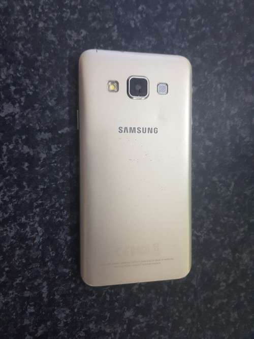 Samsung Galaxy A3 *Parts or repair*