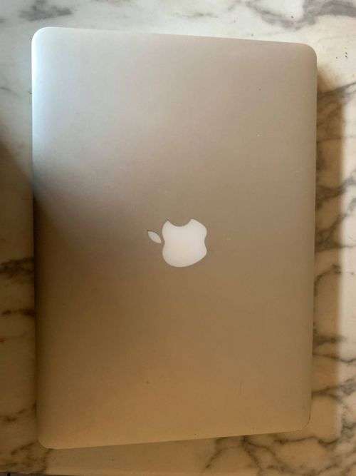 2x Macbook Air A1932 Rose Gold 256GB *Parts or Repair*