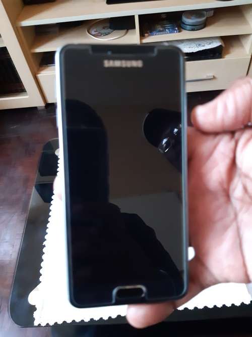 SAMSUNG GALAXY A3 (2016)