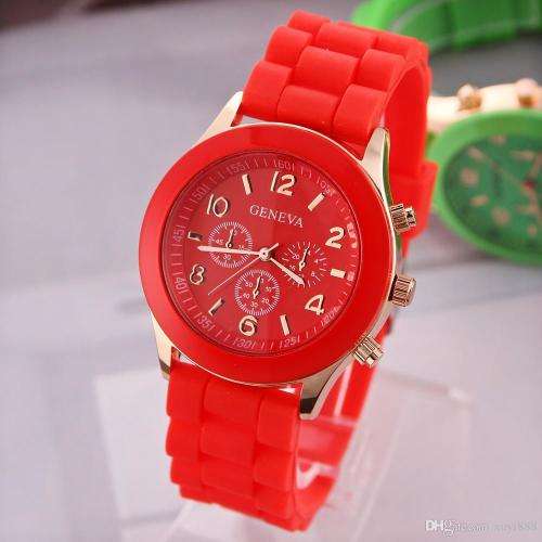 Ladies Quartz Silicone Sports Wrist Watch - RED