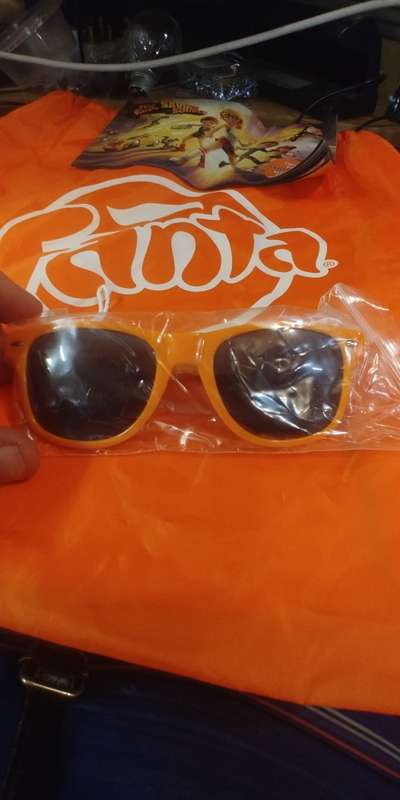 Fanta yoyo,glasses and bag