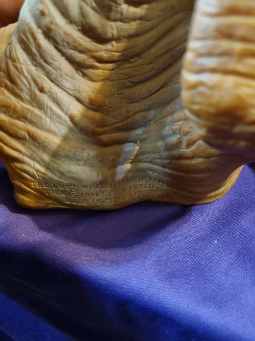 Jurassic  park 1996 hand puppet