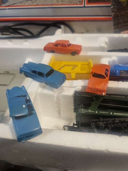 Lima HO 1:87 1979 /80 plastic electric train set