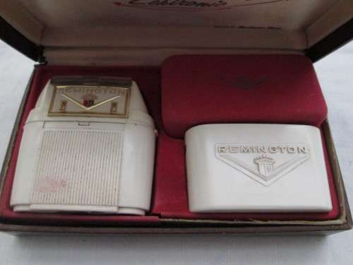 Vintage Remington Lektronic Shaver