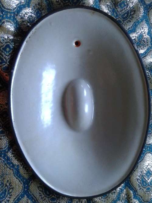 Le Creuset Casserole Dishes 22  (3.3 litres) bid for the pair