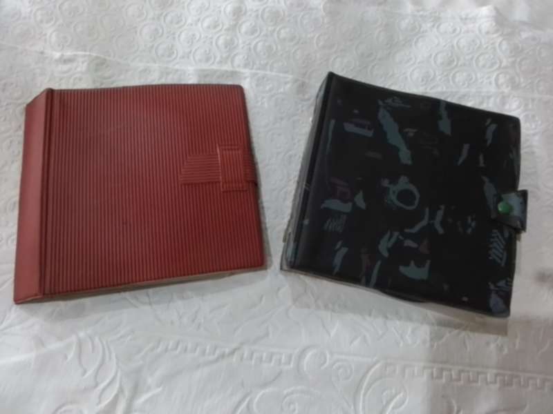 Vintage 7 Singles in carry cases (23)