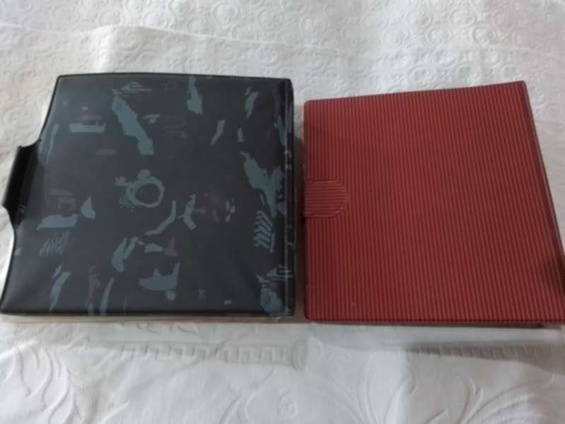 Vintage 7 Singles in carry cases (23)