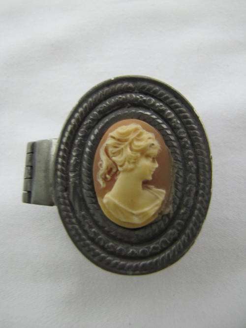 Pretty Pewter Cameo Pill Box