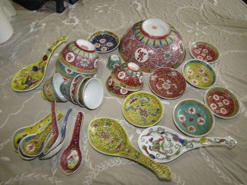 Oriental partial dinner set
