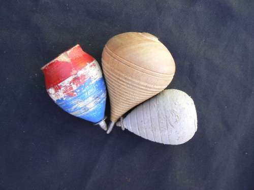 3 x Vintage Spinning tops