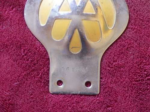 Vintage Metal AA Badge -- Suid Afrika -  no A61831 -- Issue date between 1930-1945