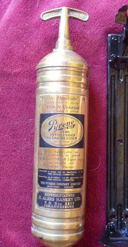Antique Brass PYRENE fire extinguisher -- With original bracket -- Still full --