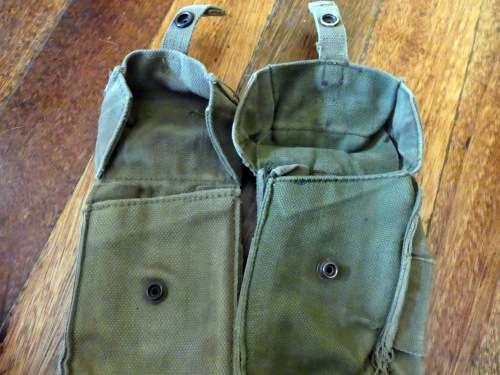 2 x R1 SADF AMMO POUCHES