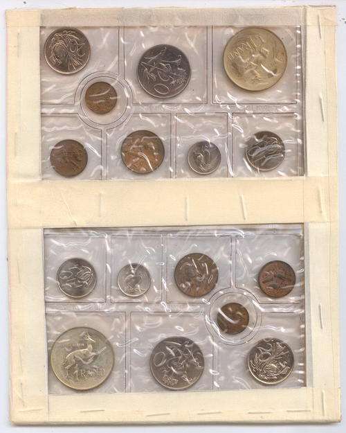 SA 1975 & 1976 Uncirculated year pack with SILVER R1 coin
