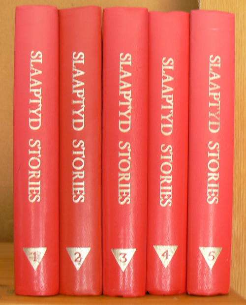 Oom Attie se slaaptyd stories Vol 1-5.  Eerste druk in 'n baie goeie toestand