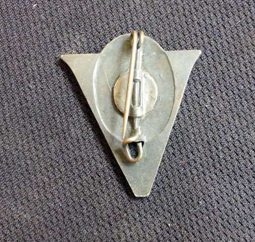 JAN SMUTS WWII Victory Pin Badge,